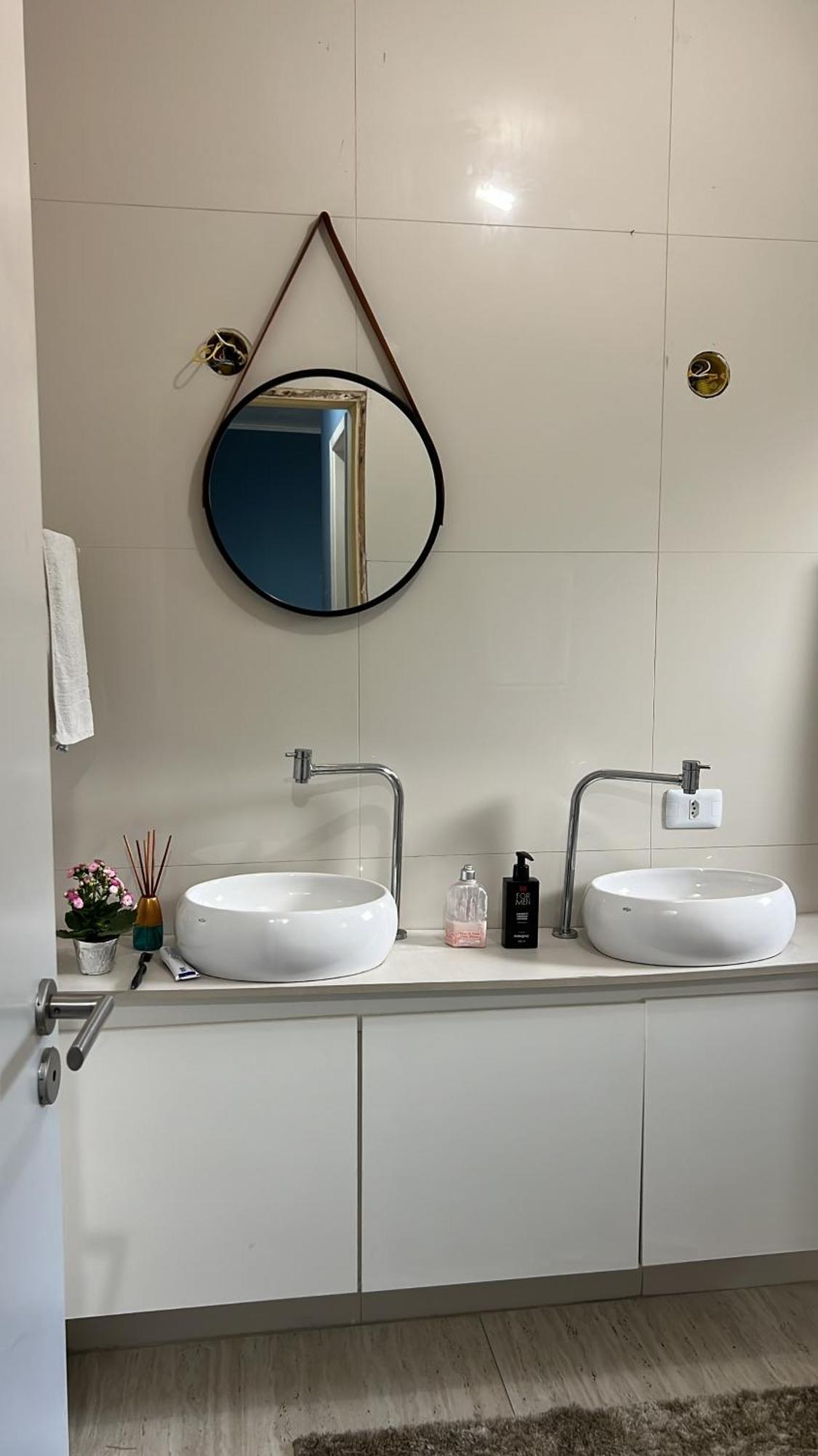 Paris House Homestay