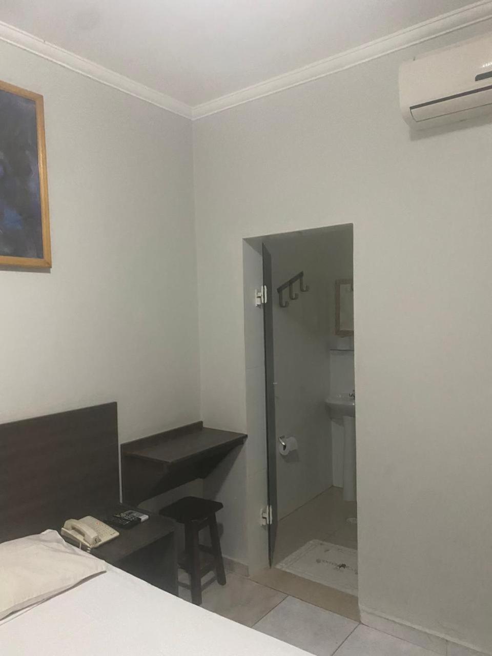 Center Plaza Hotel 2*
