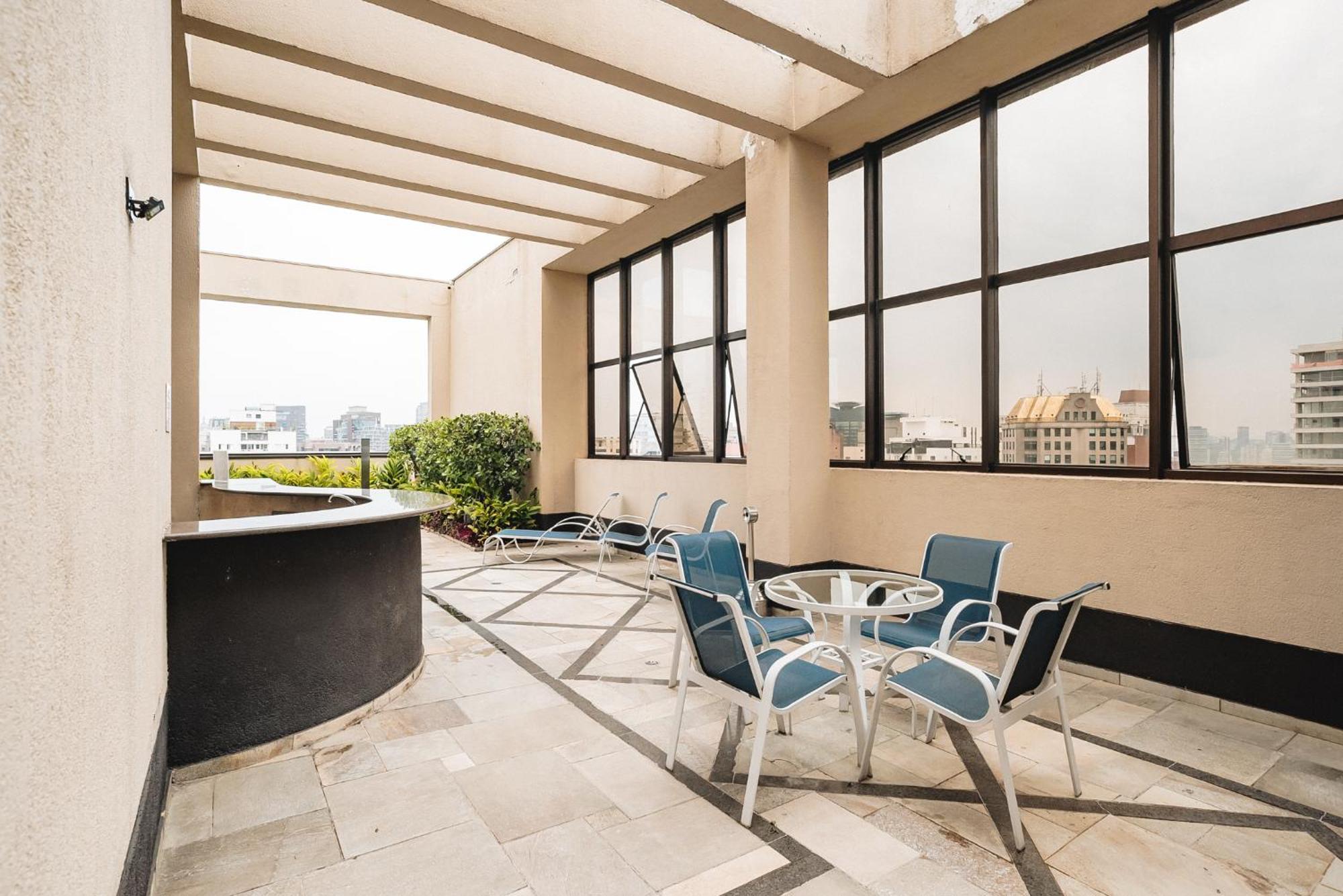 Apartamento Village - Itaim Bibi