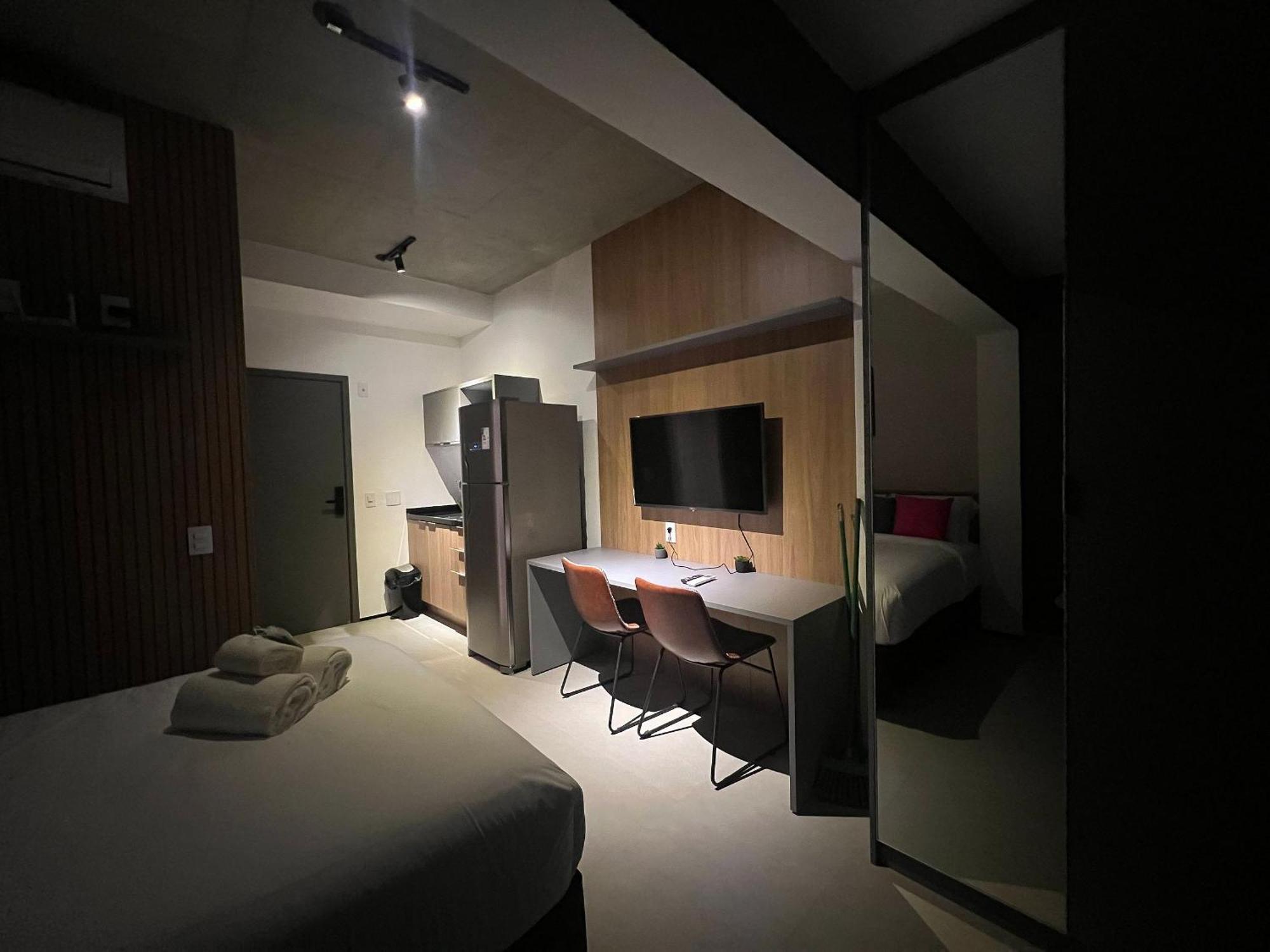 Maravilhosos Metro Paraiso Ac/wf Vista Incrivel Apartment