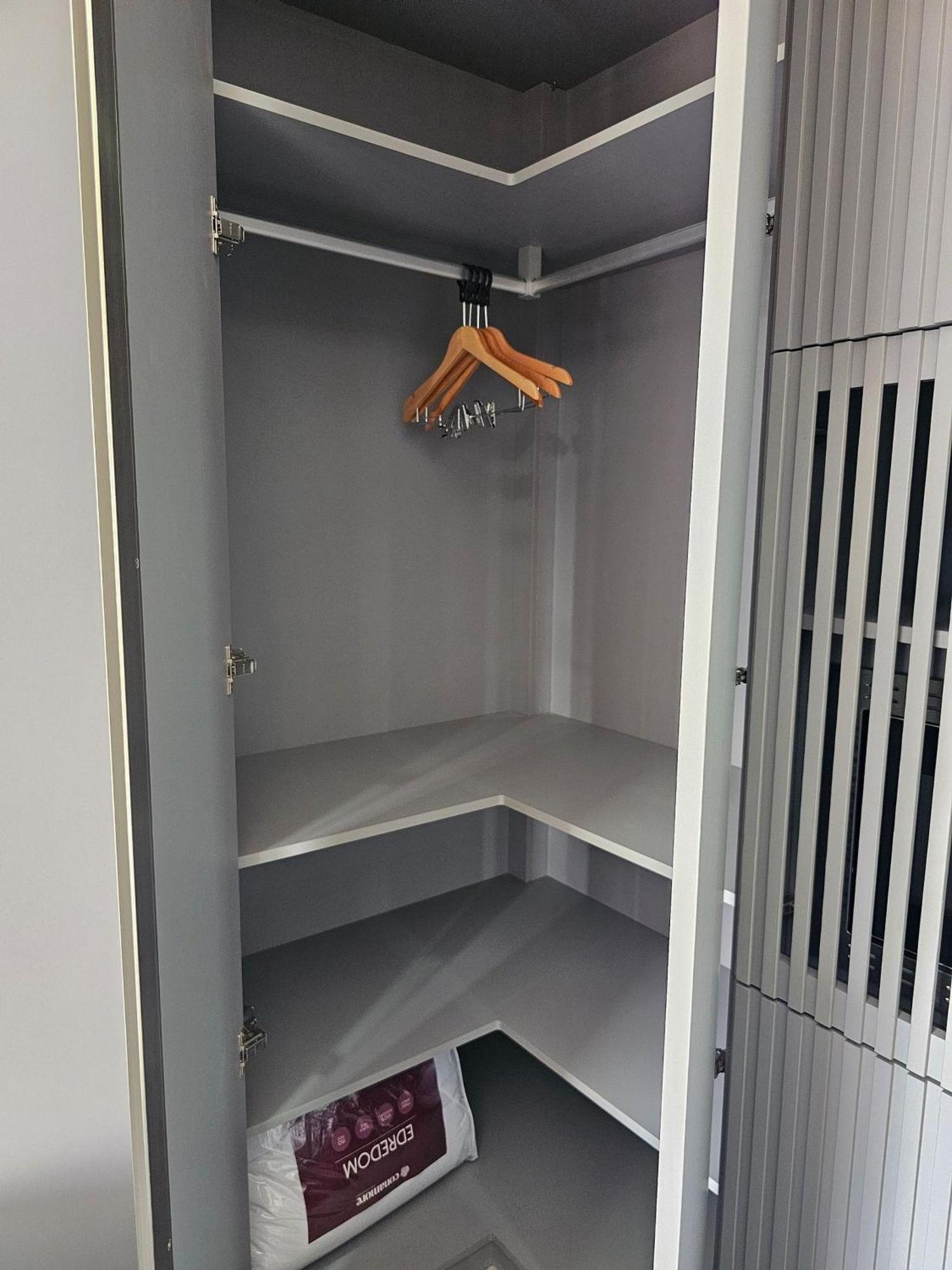 Cf Urban Apartment