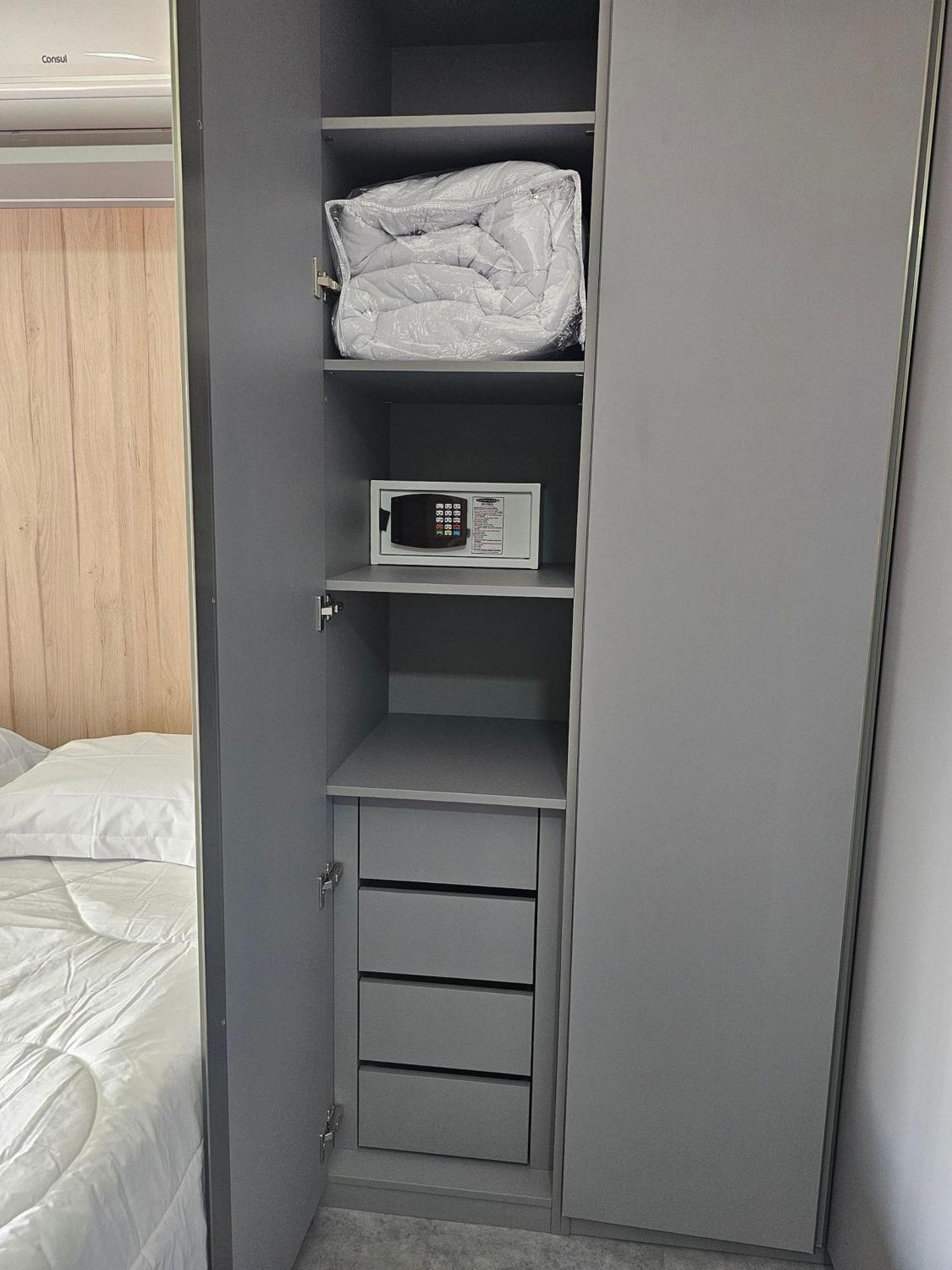 Cf Urban Apartment