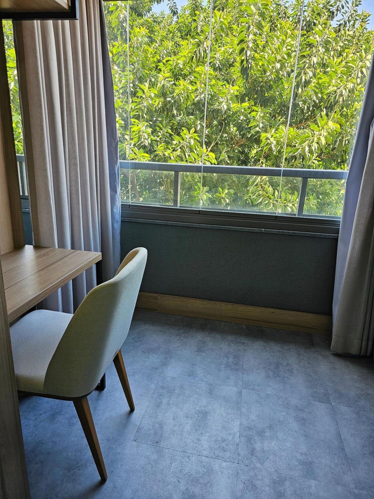 Cf Urban Apartment