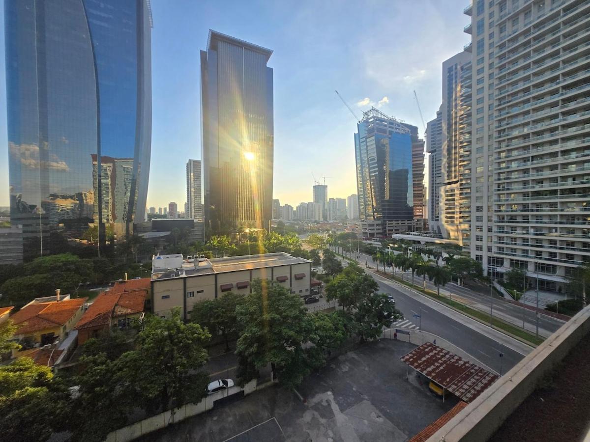 Completo E Confortavel Na Av Chucri Zaidan Apartment Sao Paulo