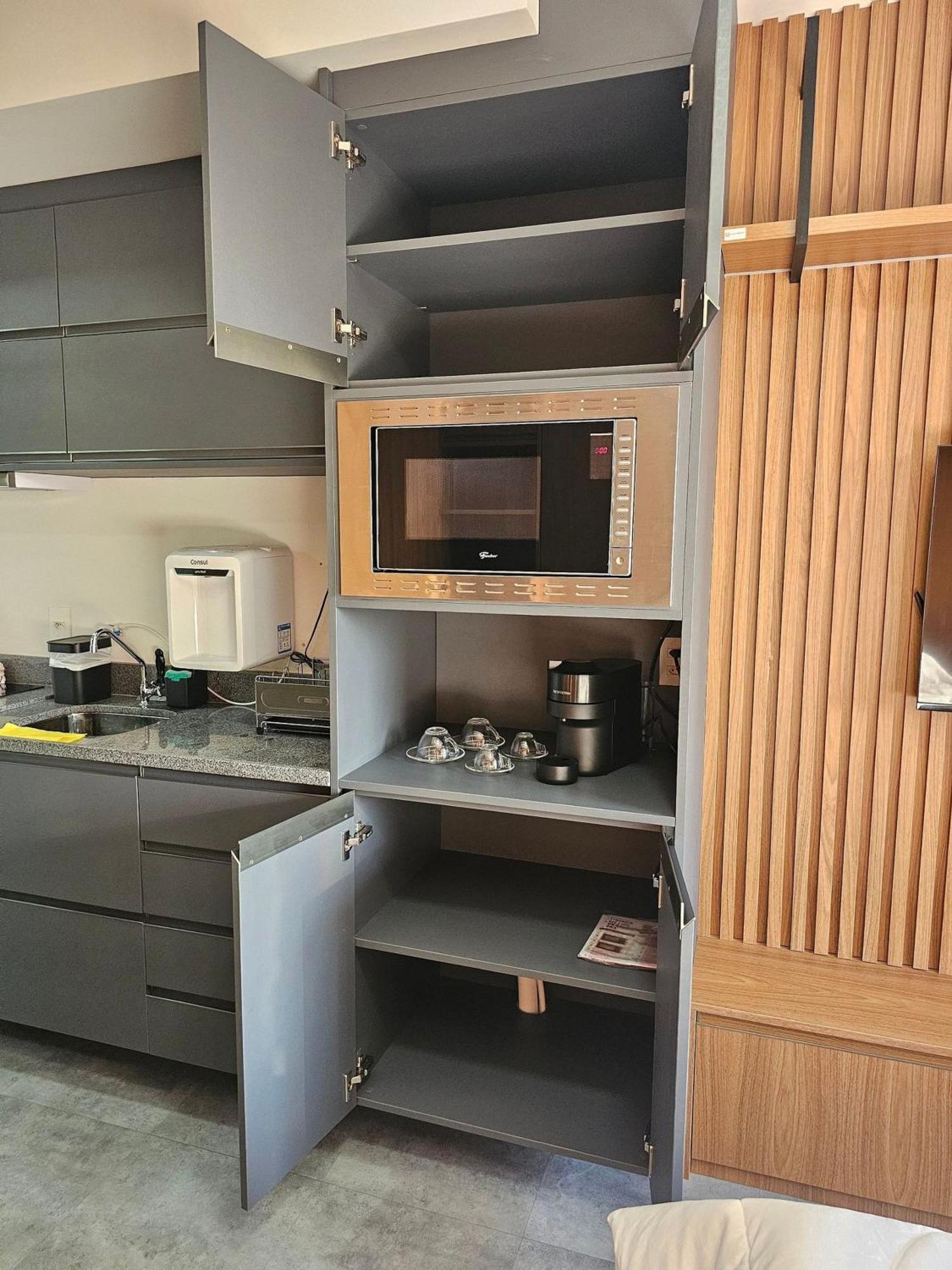 Cf Urban Apartment *