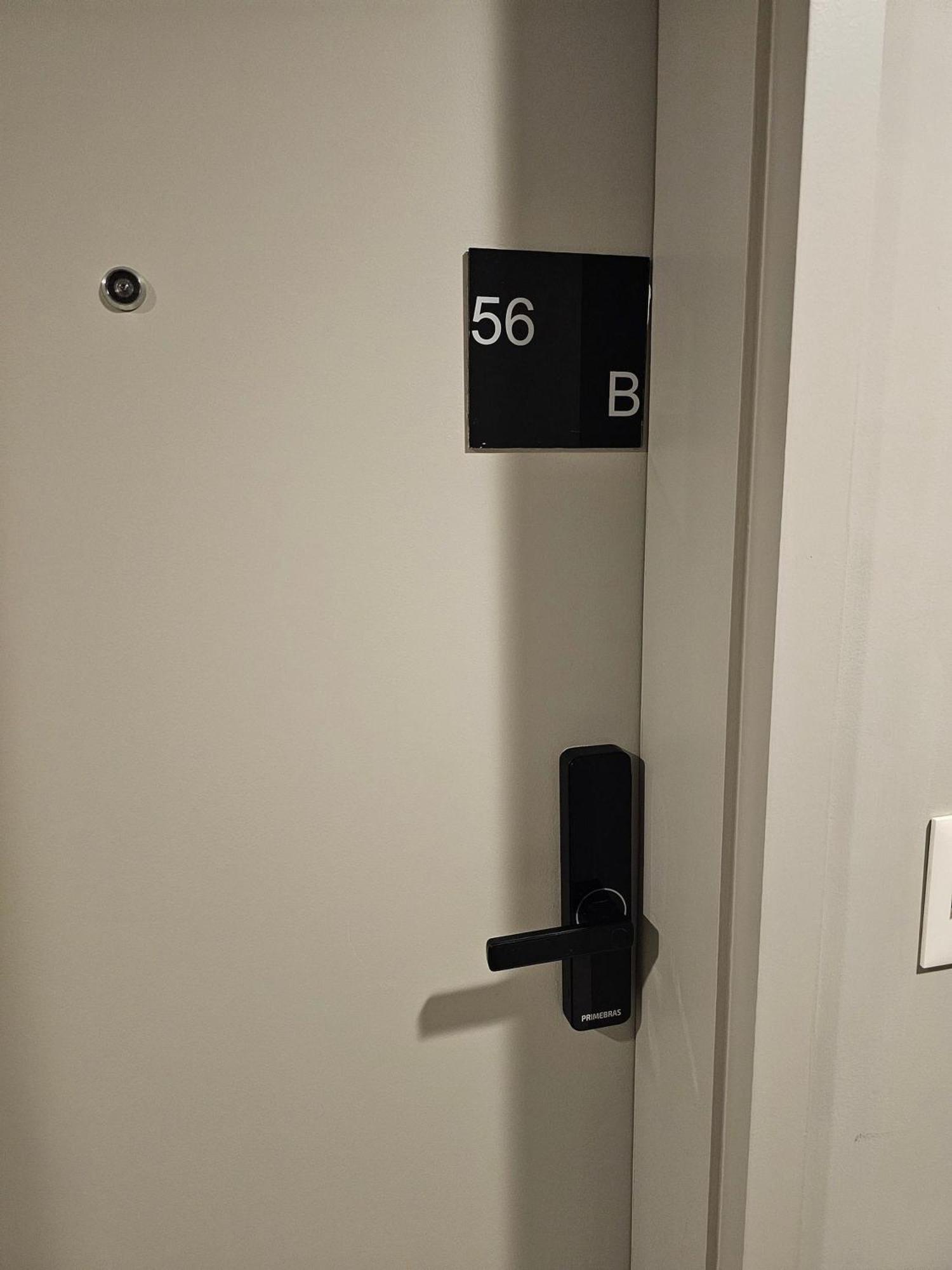 Cf Urban Apartment *
