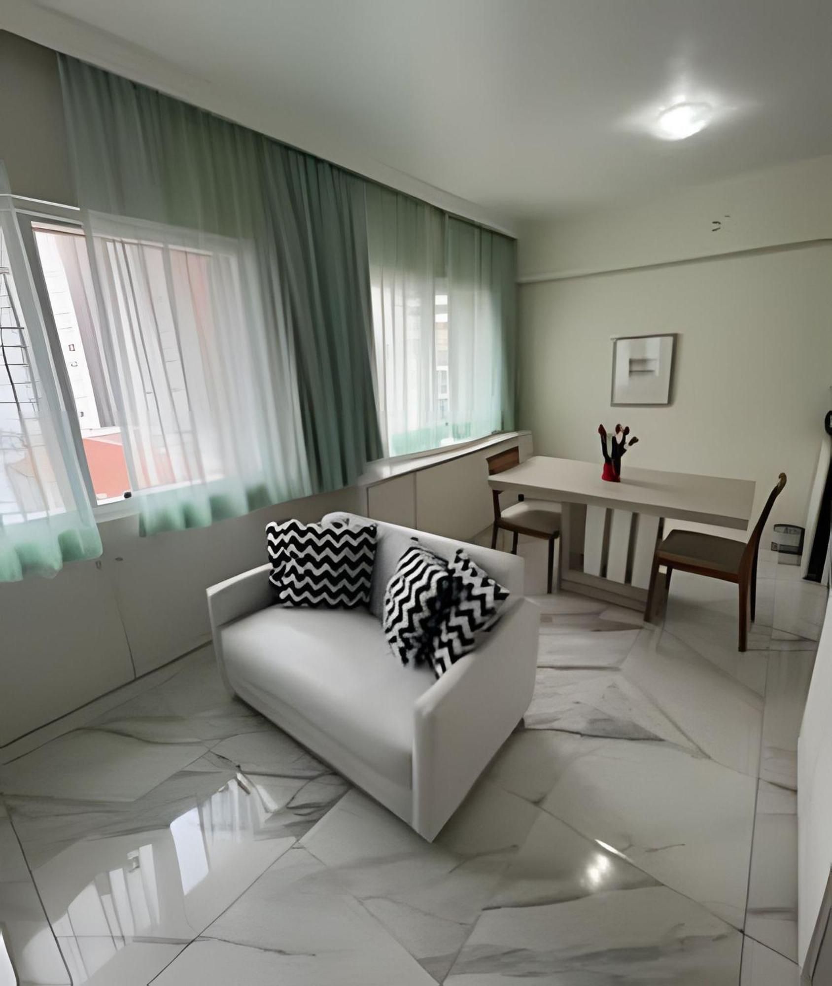 Apartment Flat Mercure Maestro Cardim