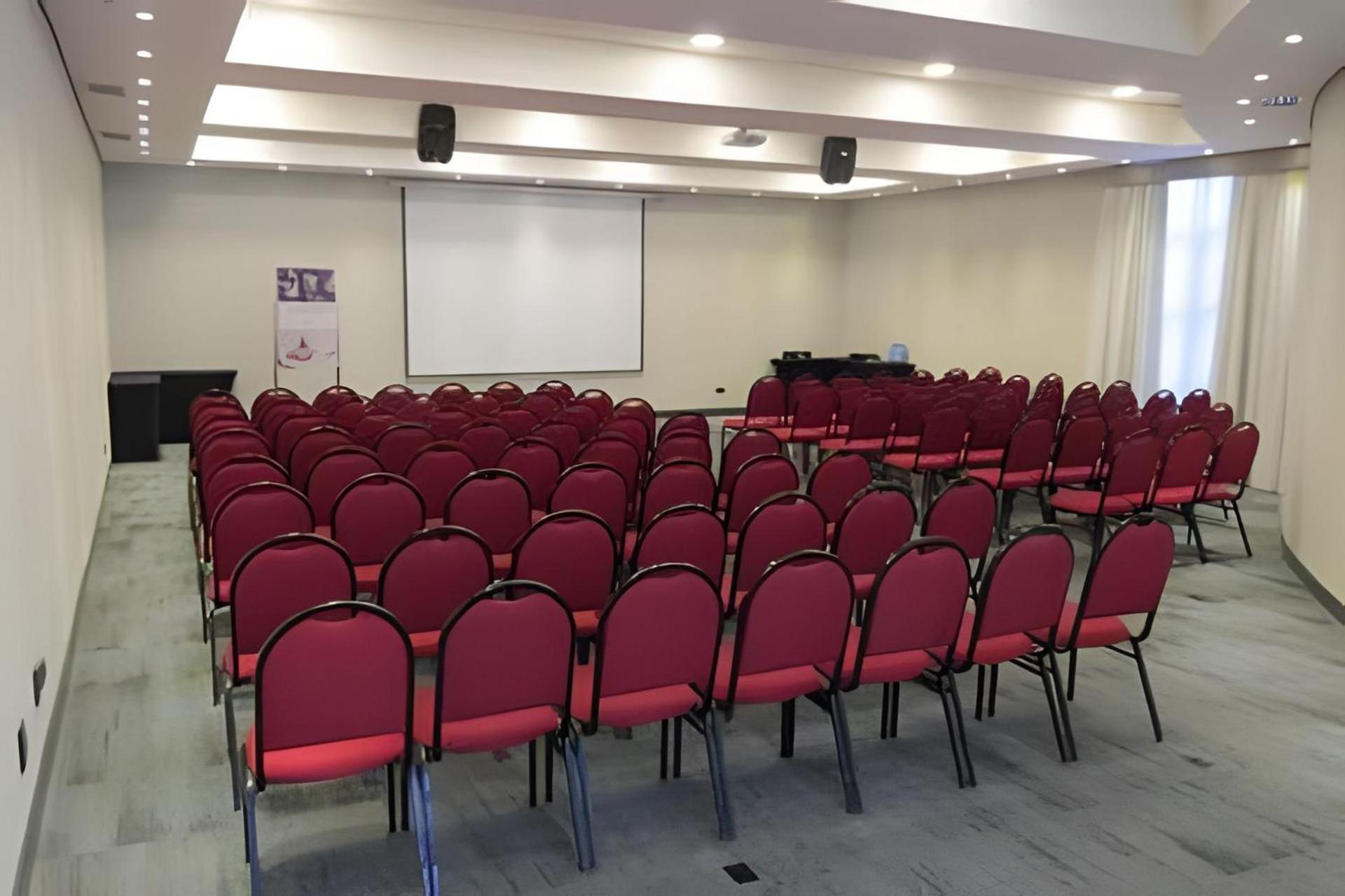 Flat Mercure Maestro Cardim