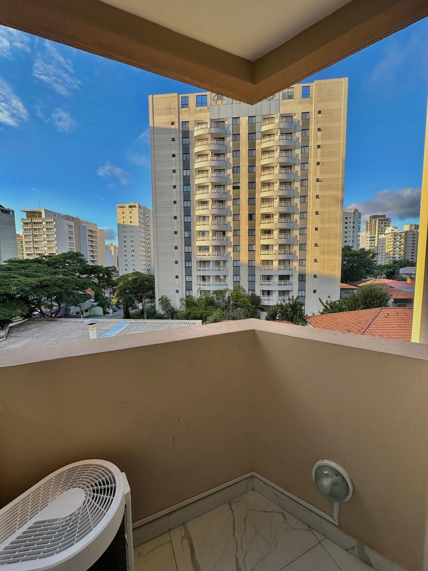 Moema Studium Reformado C/ Garagem Apartment