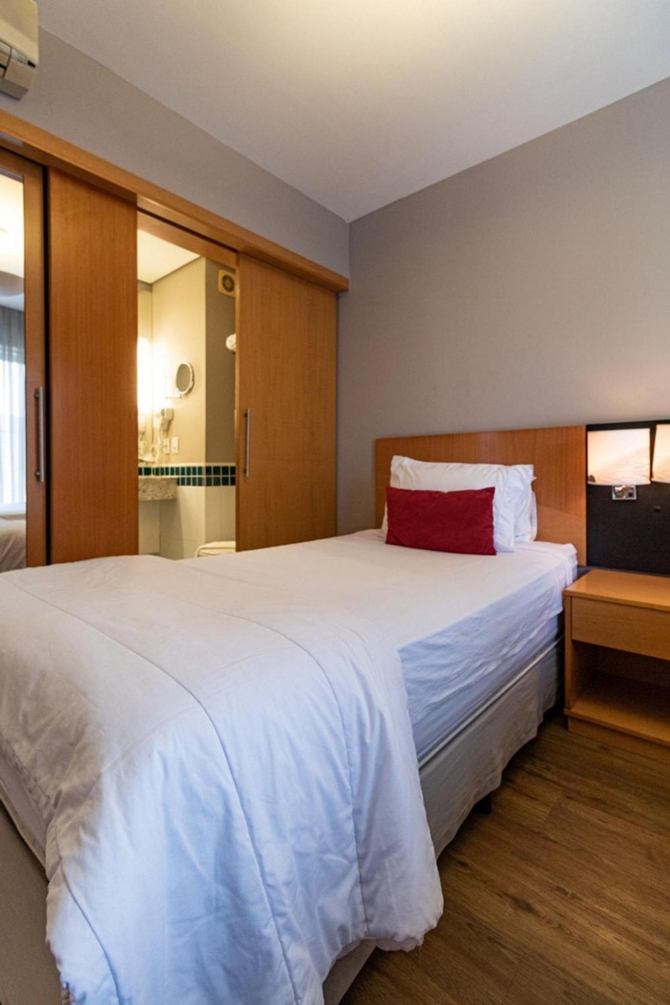Elegance Suites Stella Vega *