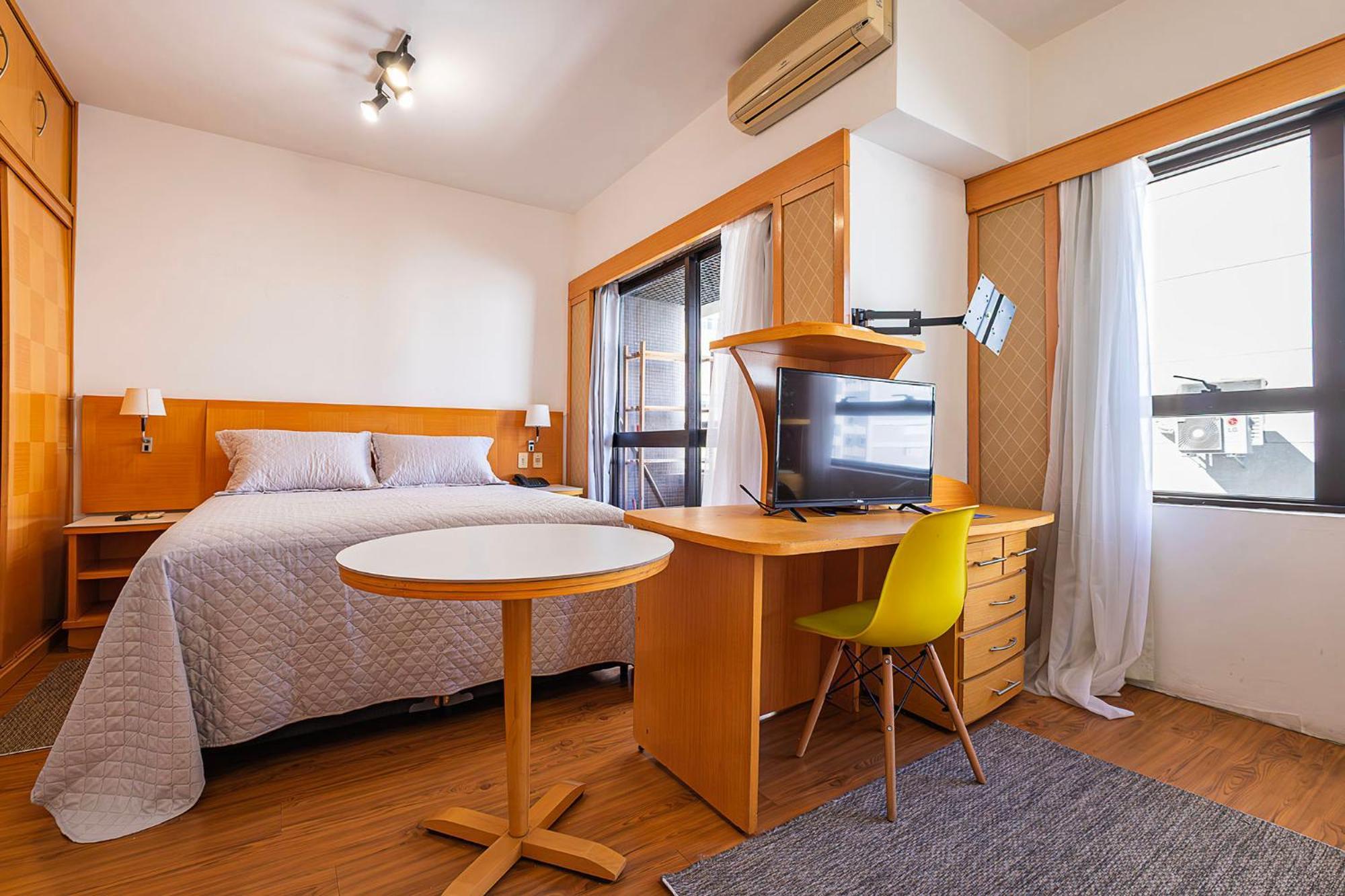 Flat 4 Estrelas Jardins - *