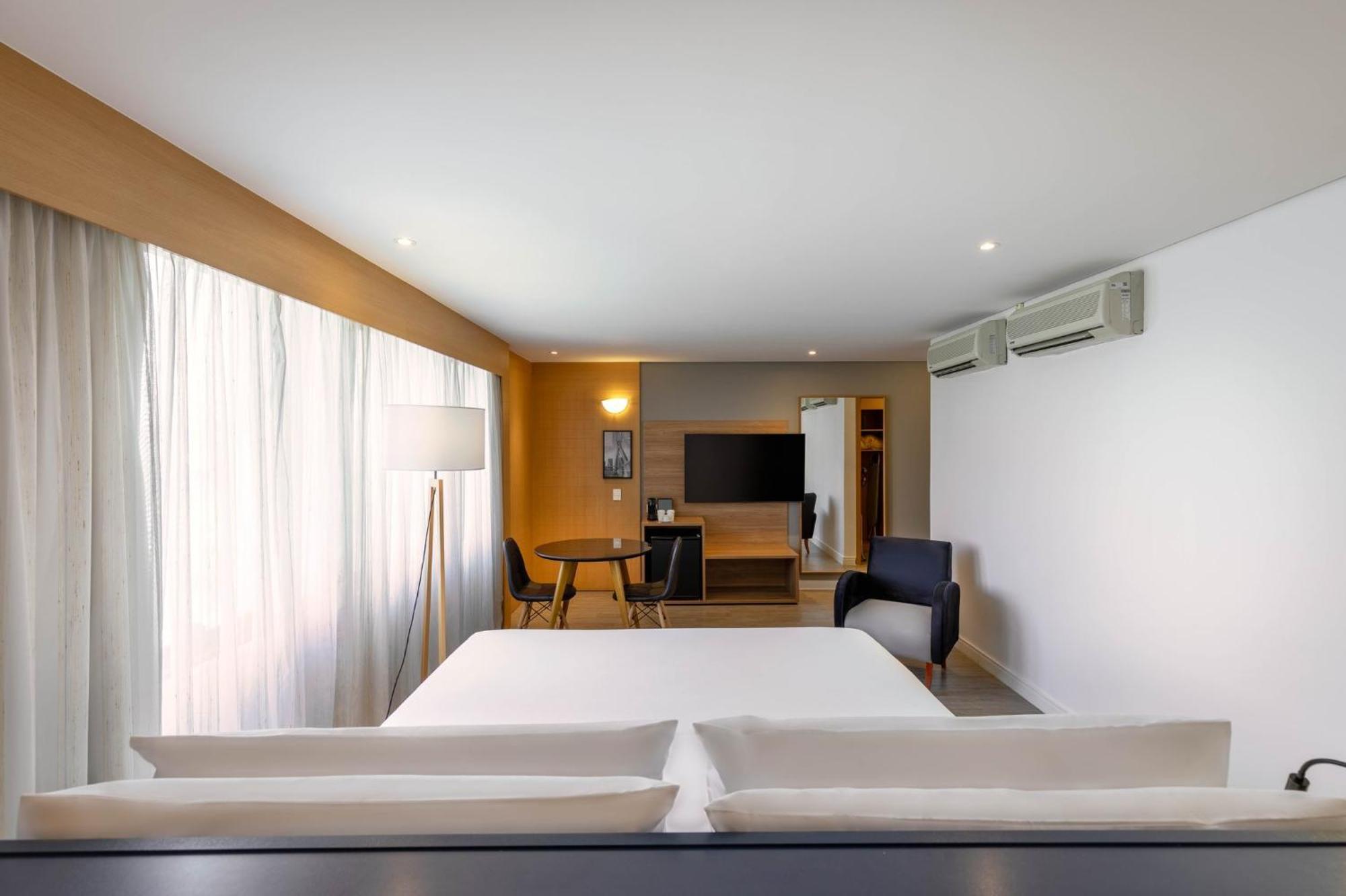 Hotel Parque Anhembi By Ihg 4*