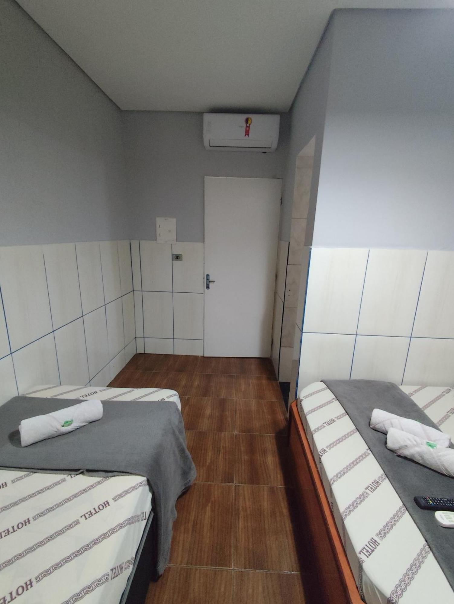Anoitecer - Rodoviaria Tiete, Anhembi, Expo Center Kapselhotel