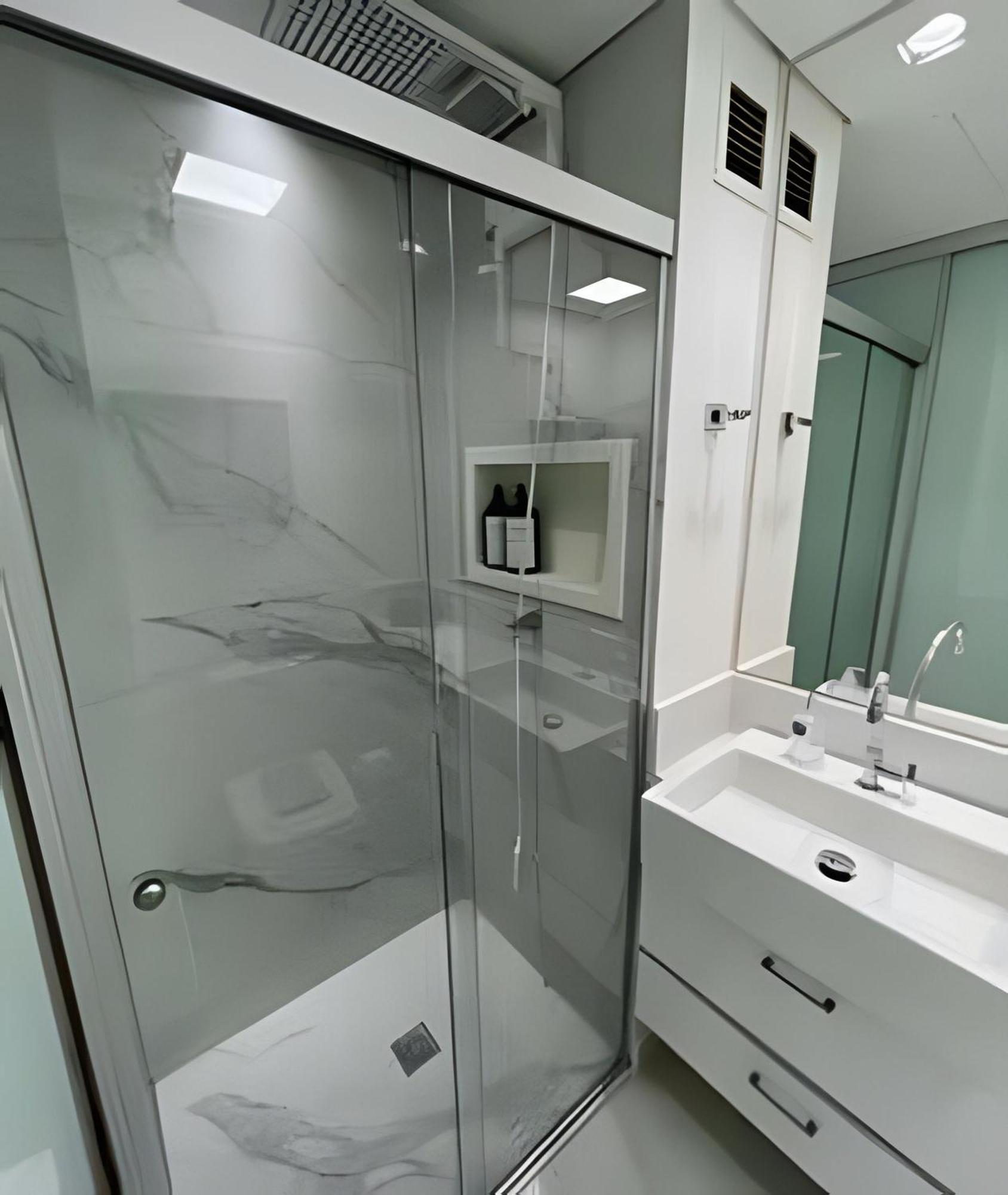 Unu Allianz Apartment