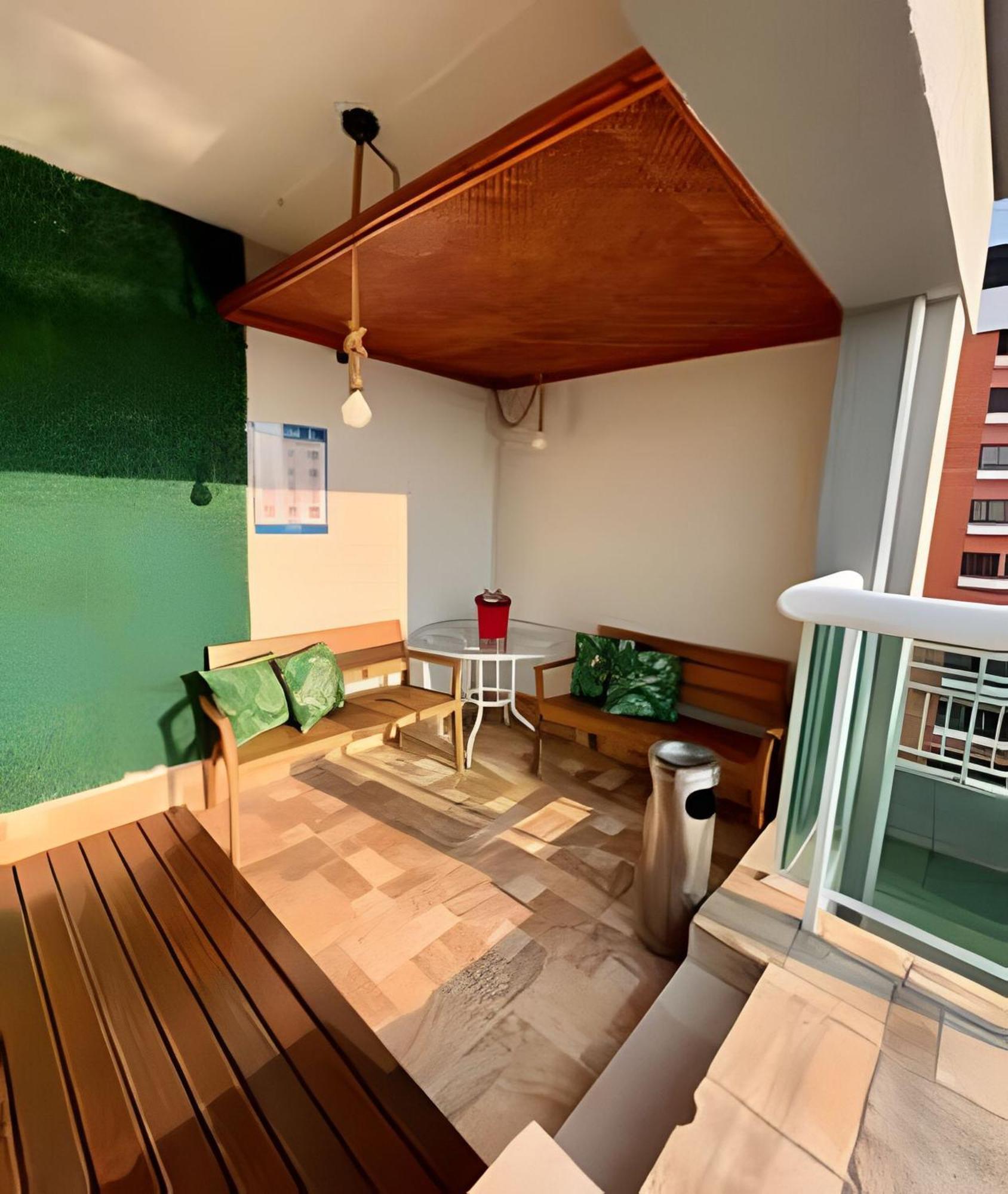 Unu Allianz Apartment