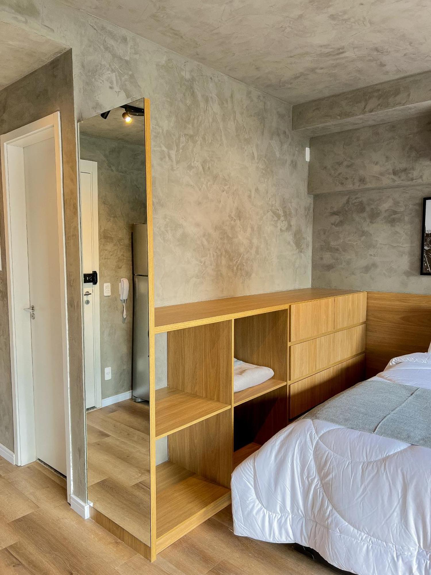 Completo A 230m Do Metro Brooklin Apartment