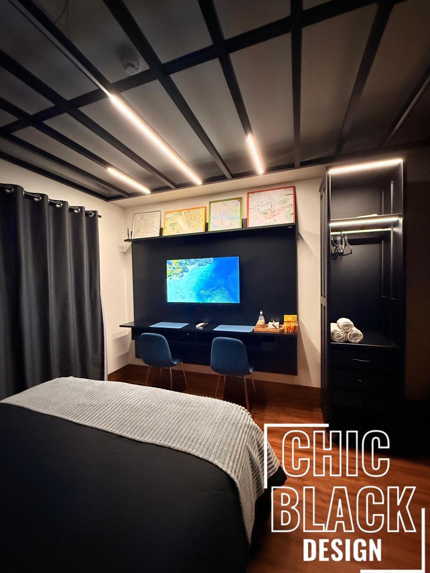 Chic Black Design - Zpinheiros * São Paulo