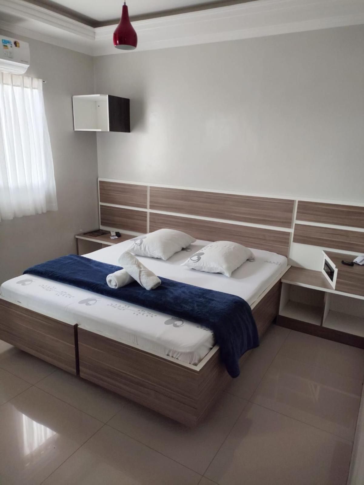 Otel M