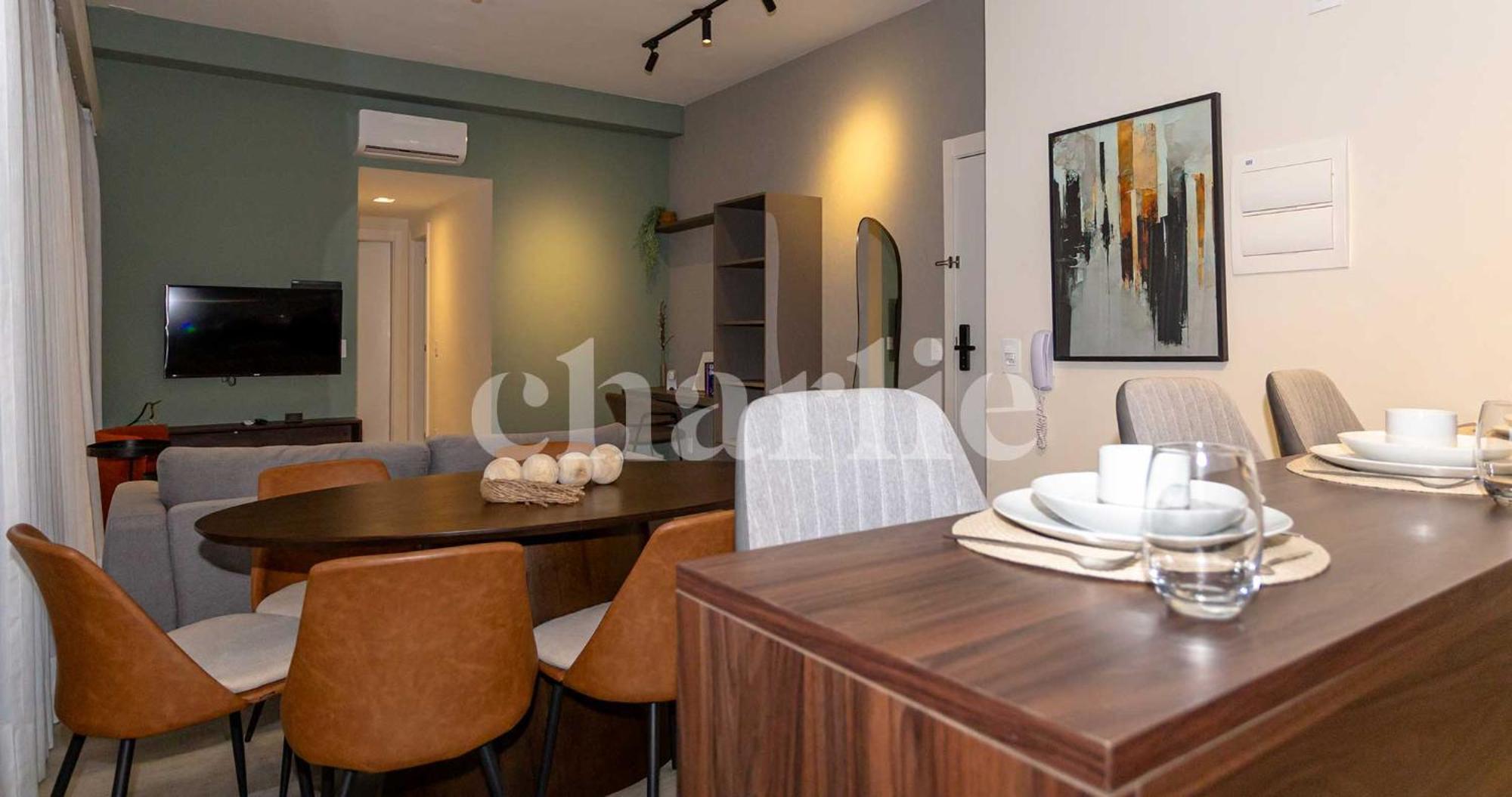 Iconyc House Of Charlie Daire *