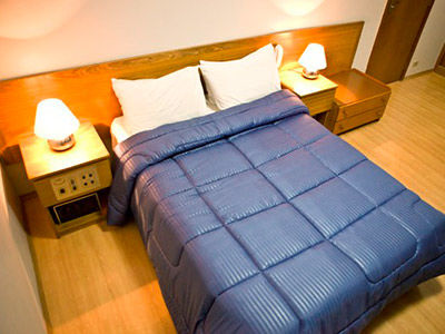 Carillon Plaza Hotel 2*