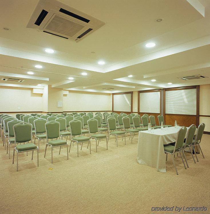 Estanplaza Paulista Otel 4*