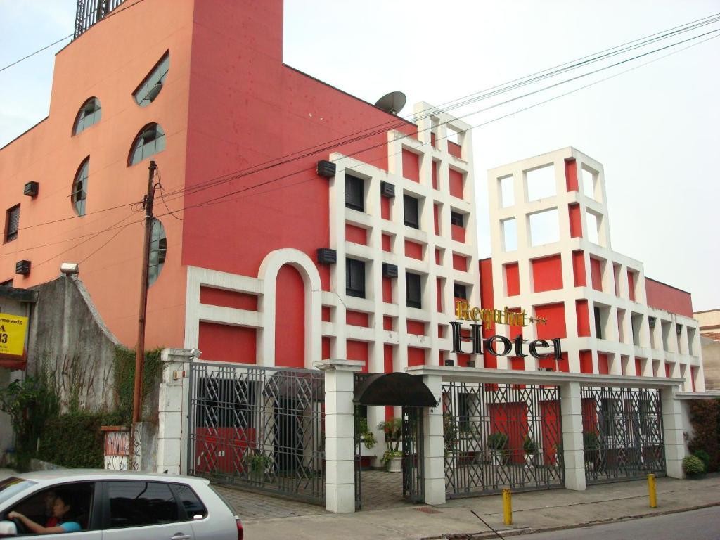 Hotel Requint 3*