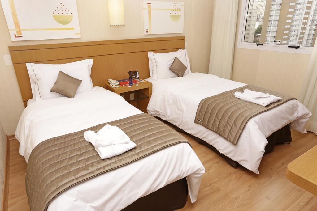 Hotel Astron Saint Charbel & Life Sao Paulo