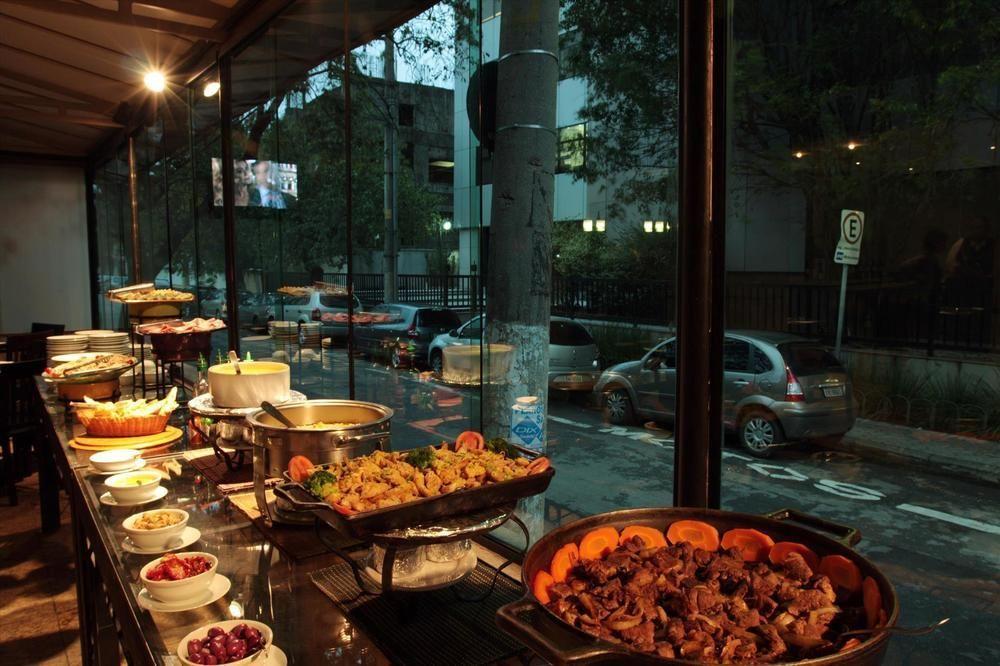 Estanplaza Ibirapuera 4*