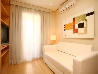 Astron Saint Charbel & Life 4* Sao Paulo