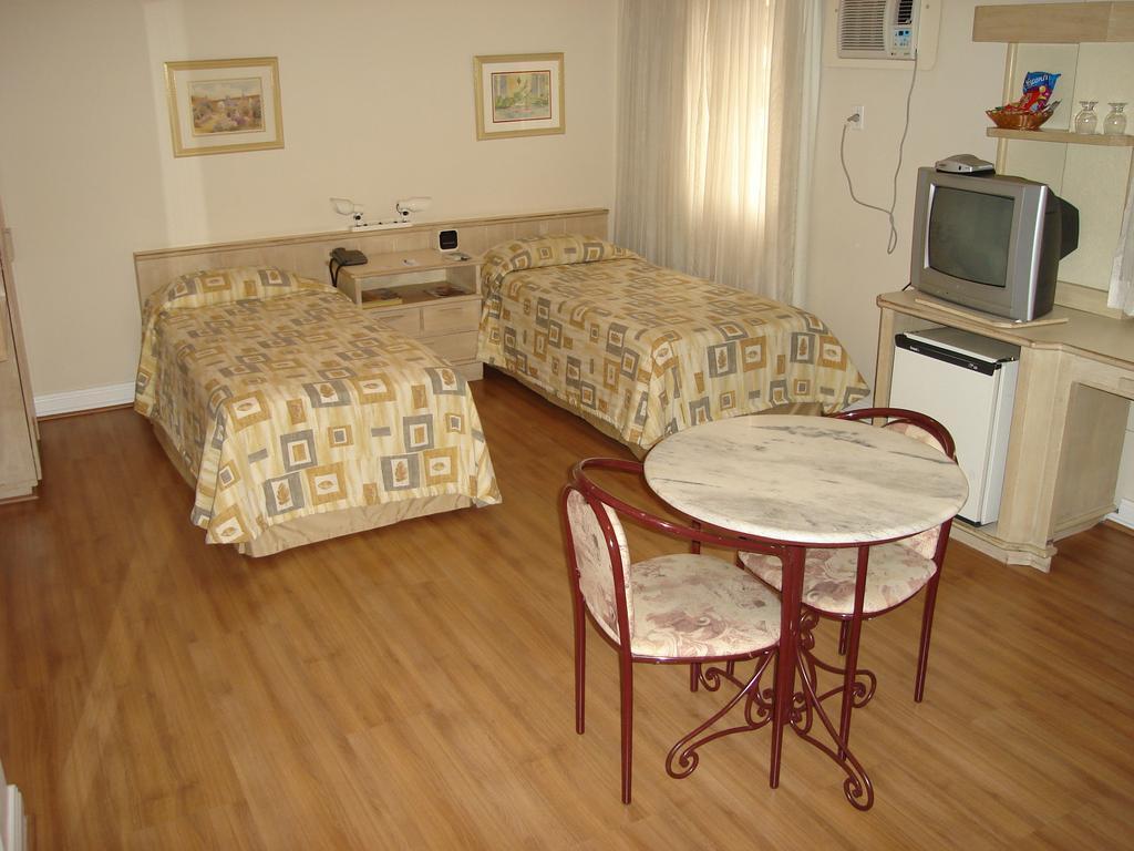 Century Paulista Khách sạn
