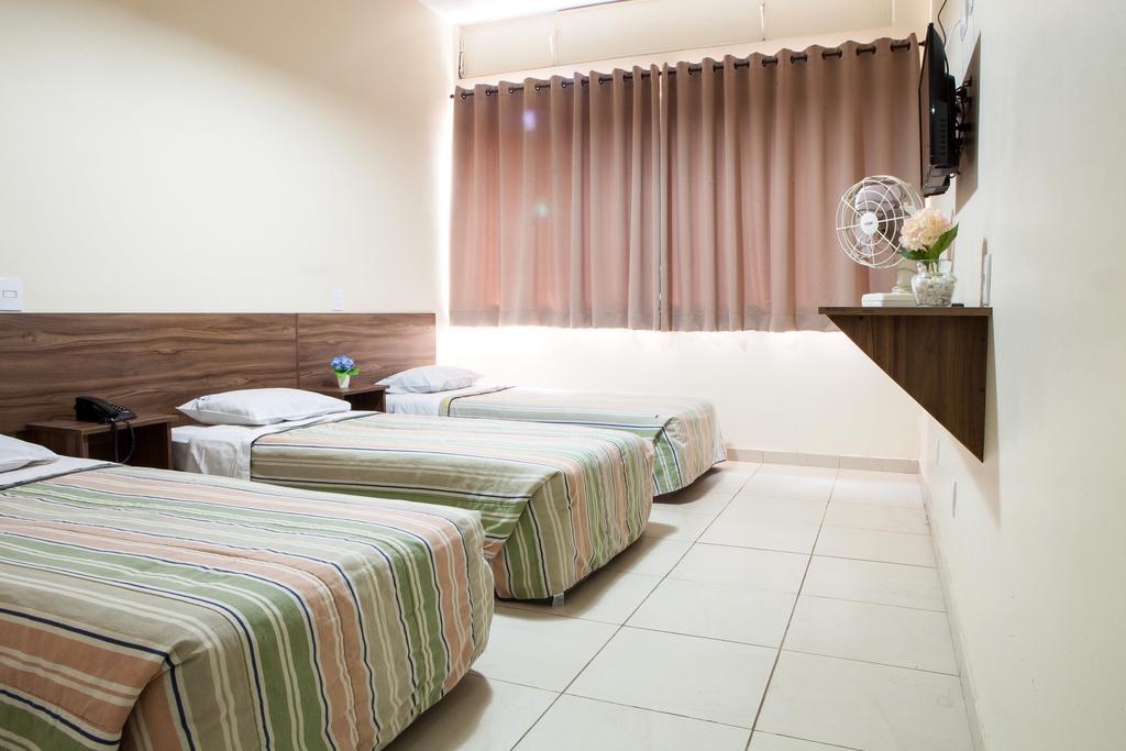Khách sạn Domus