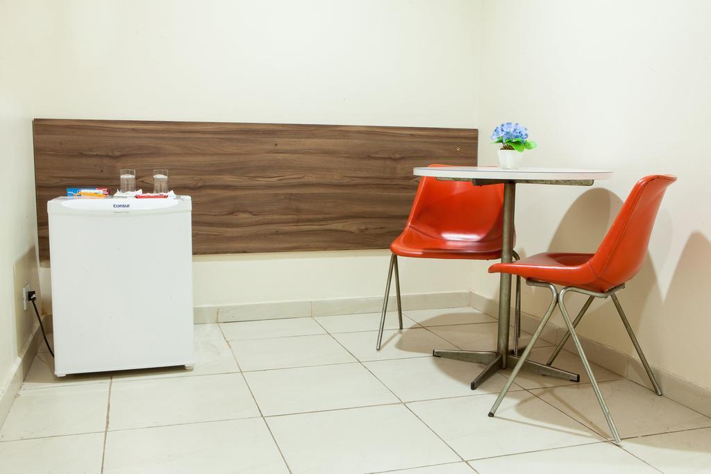 Khách sạn Domus 3*