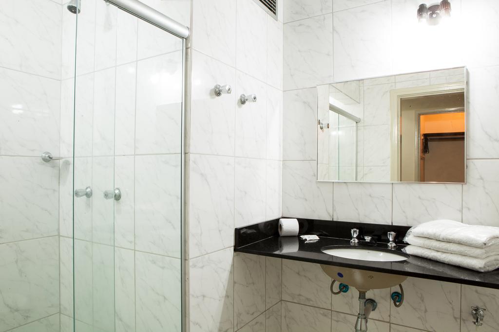 Domus Khách sạn 3*