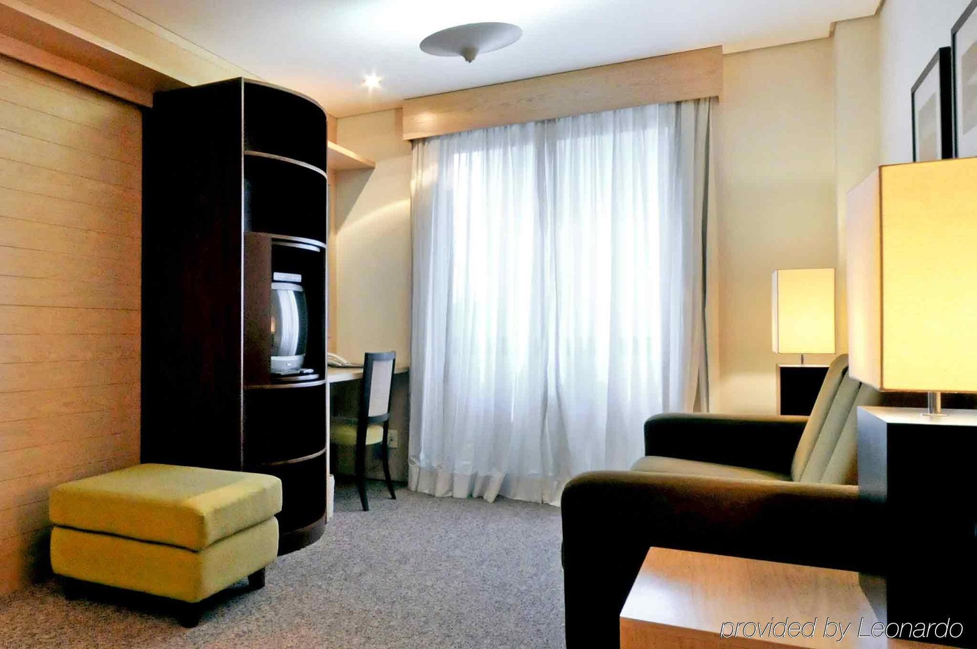 Mercure Moema Times Square