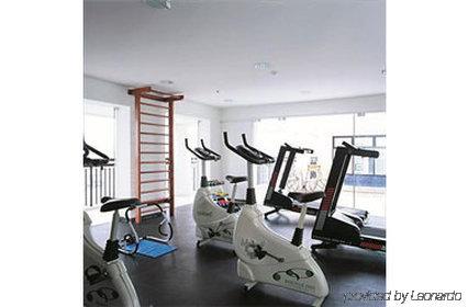 Hotel Estanplaza Ibirapuera 4*
