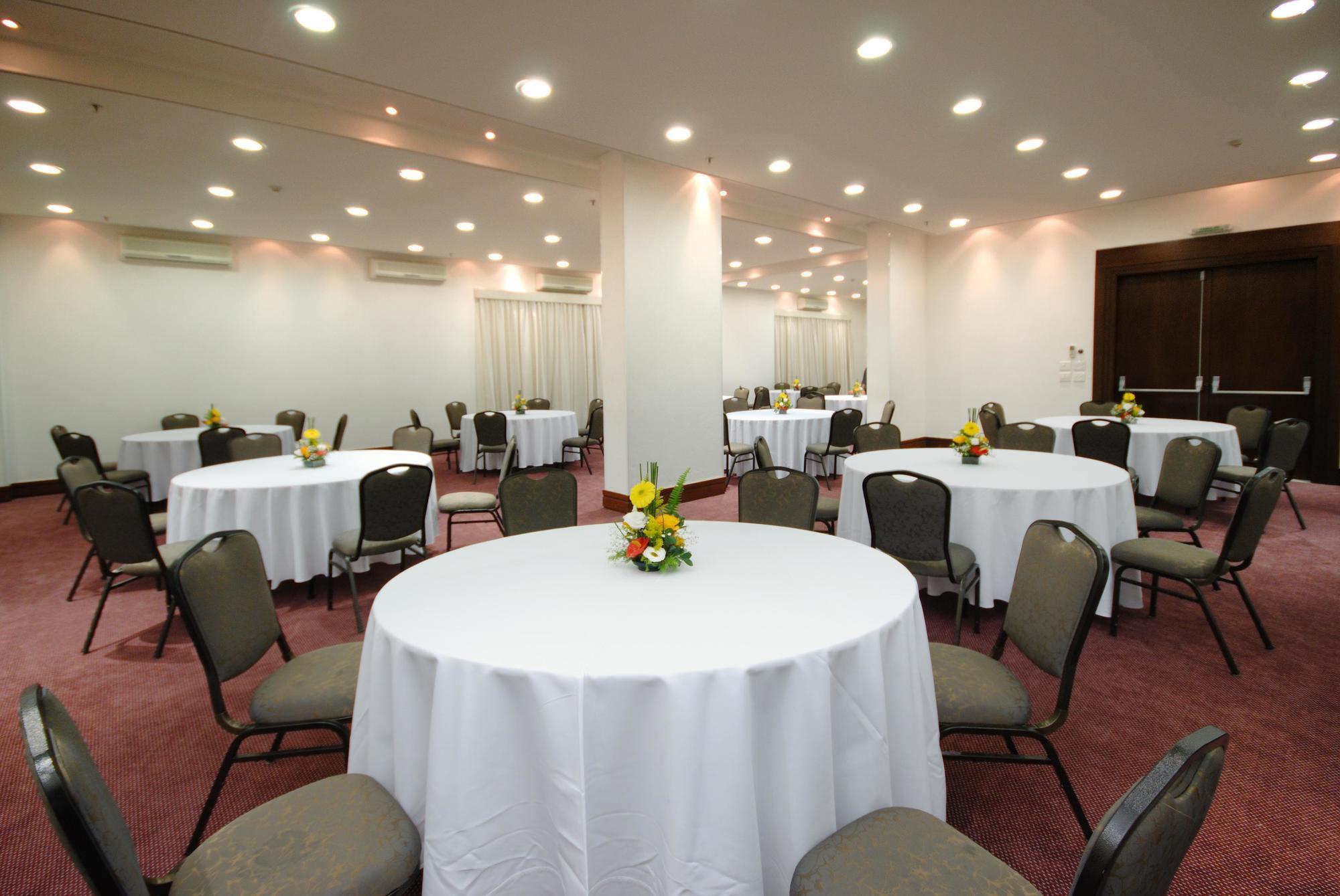 Otel Luz Plaza 4*