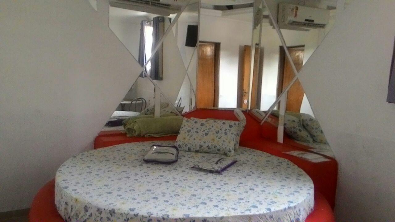 Hotel do amor Mont Star /