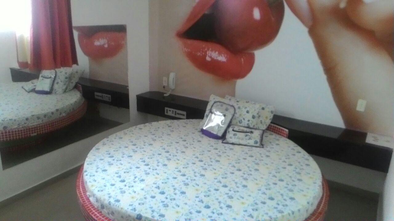 Hotel do amor Mont Star / *