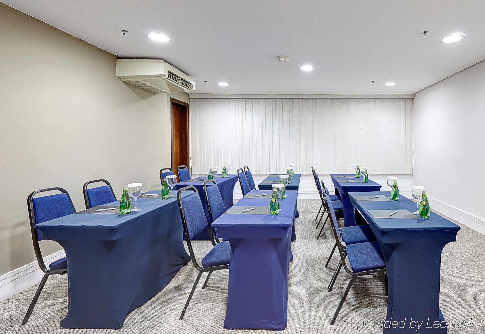 Căn hộ Roomo Etoile Georgev Itaim Bibi Residencial São Paulo