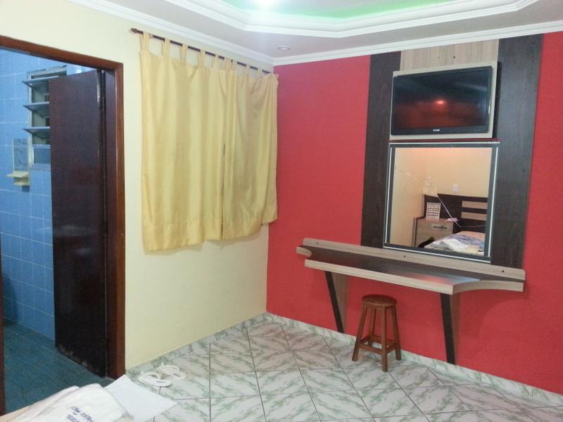 Bororos Palace Hotel 2*