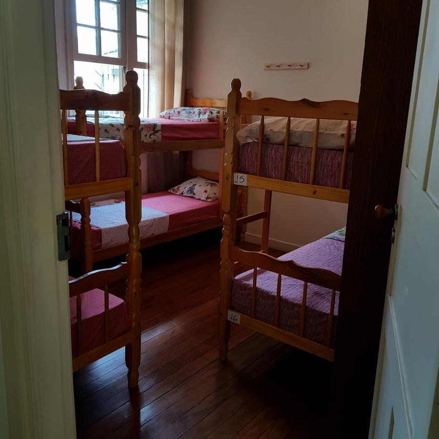 Economy hotel & Bras 2*