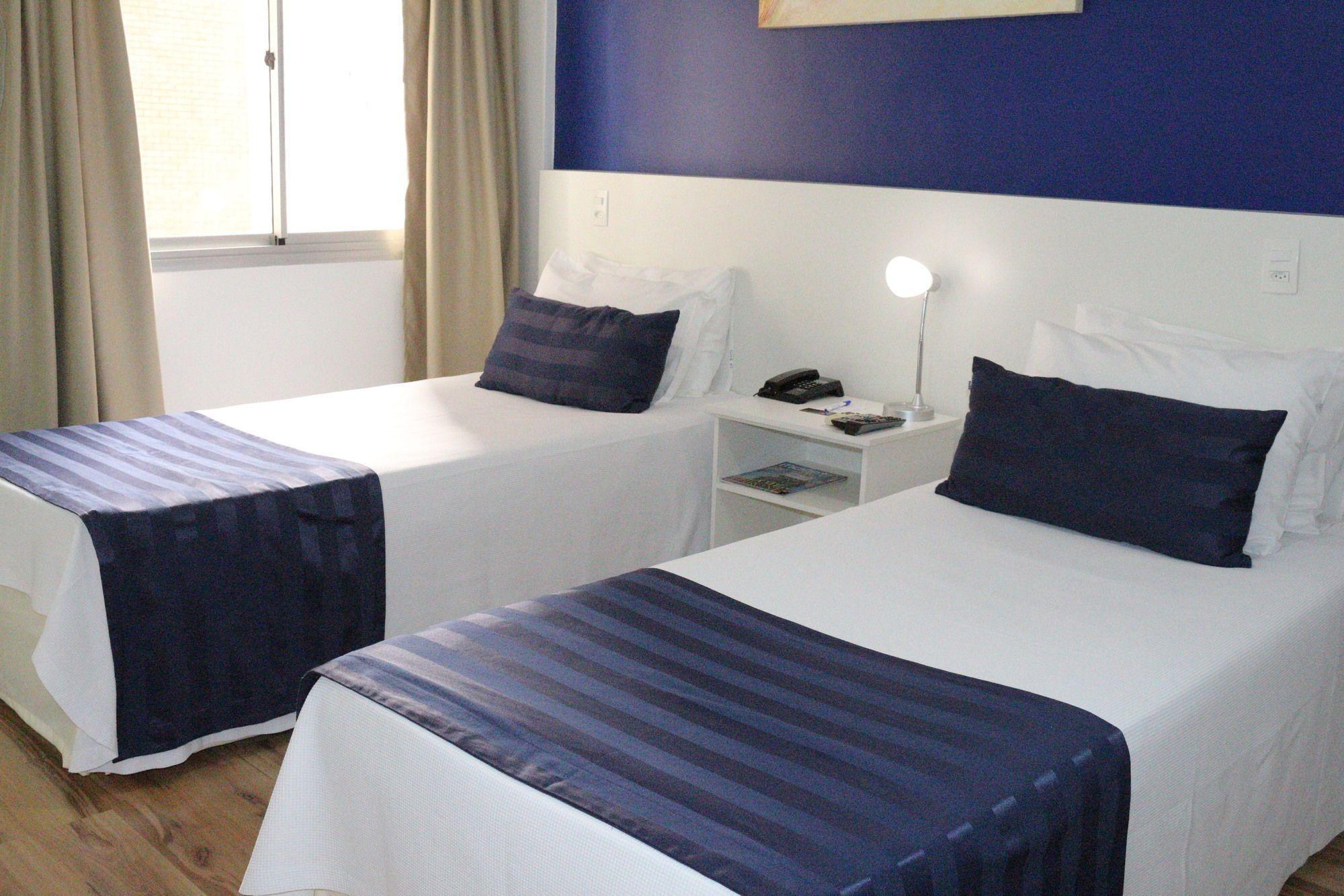 Century Paulista Khách sạn 4*