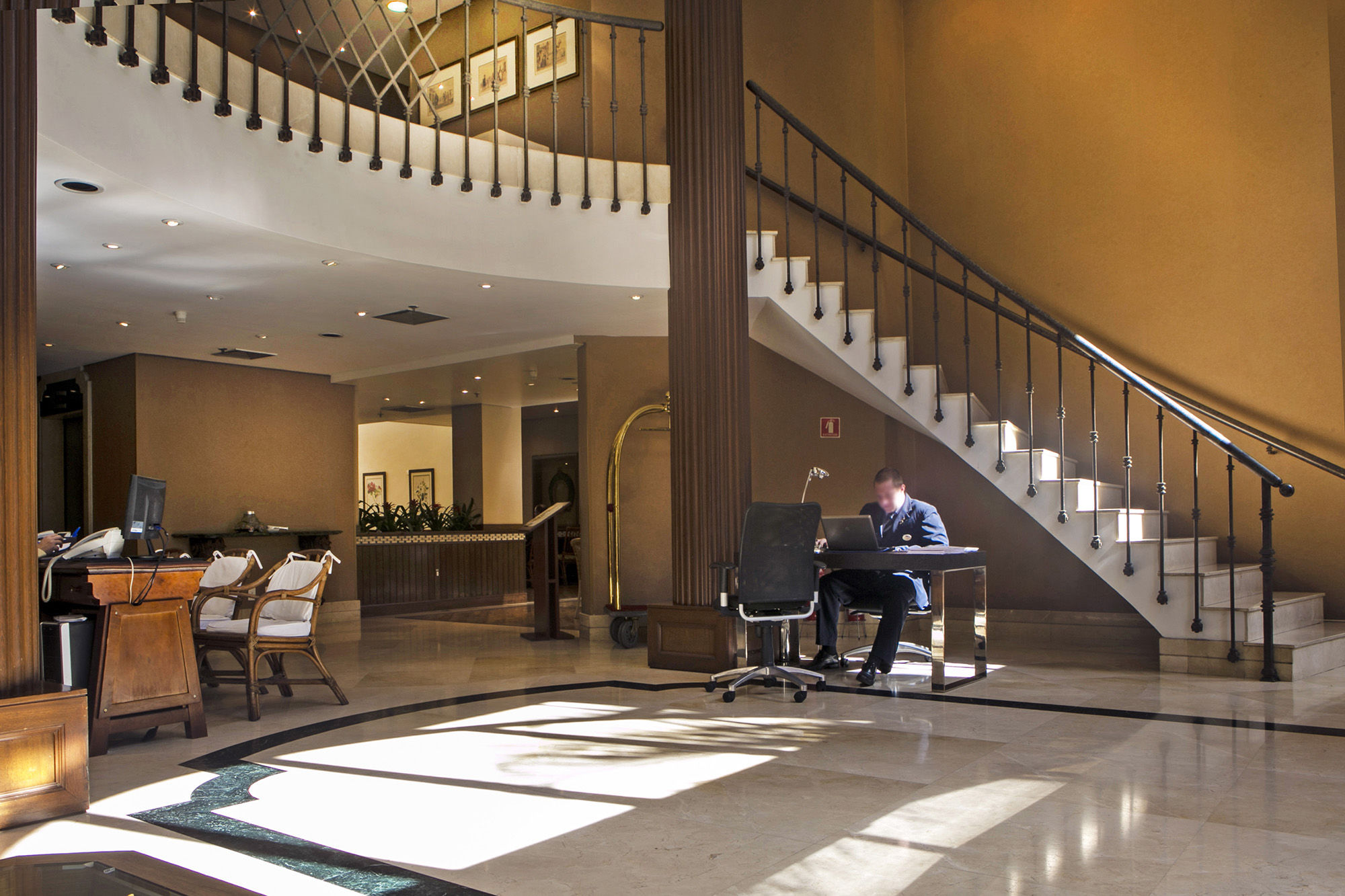 Otel Estanplaza Paulista 4*