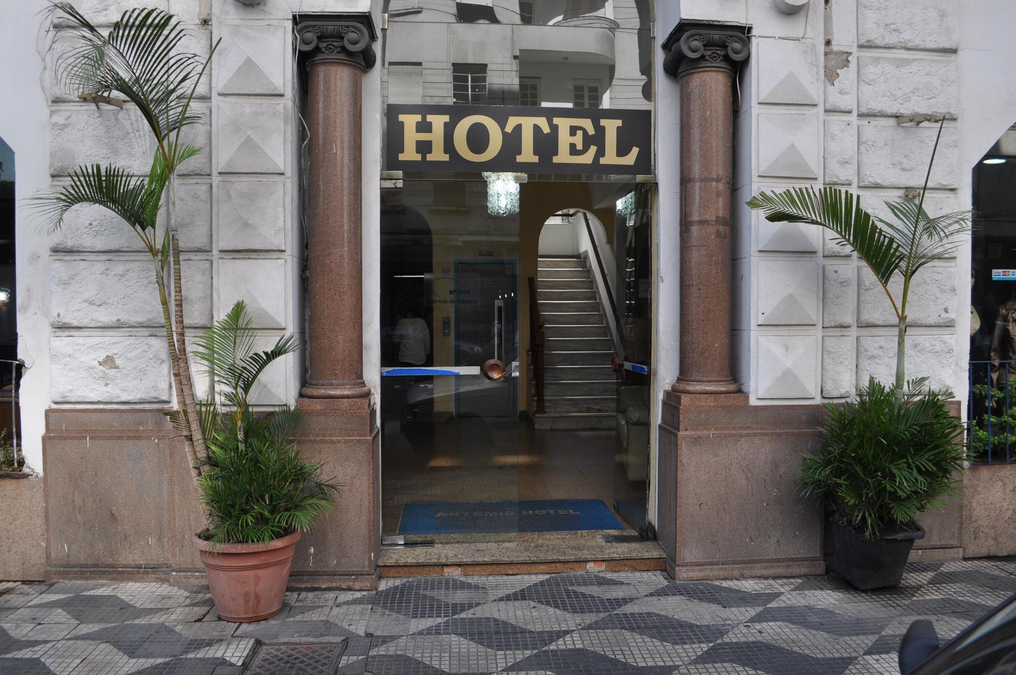 Otel Artemis 2*