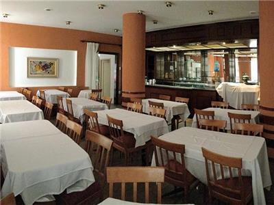 Delplaza Timbiras Khách sạn 3*