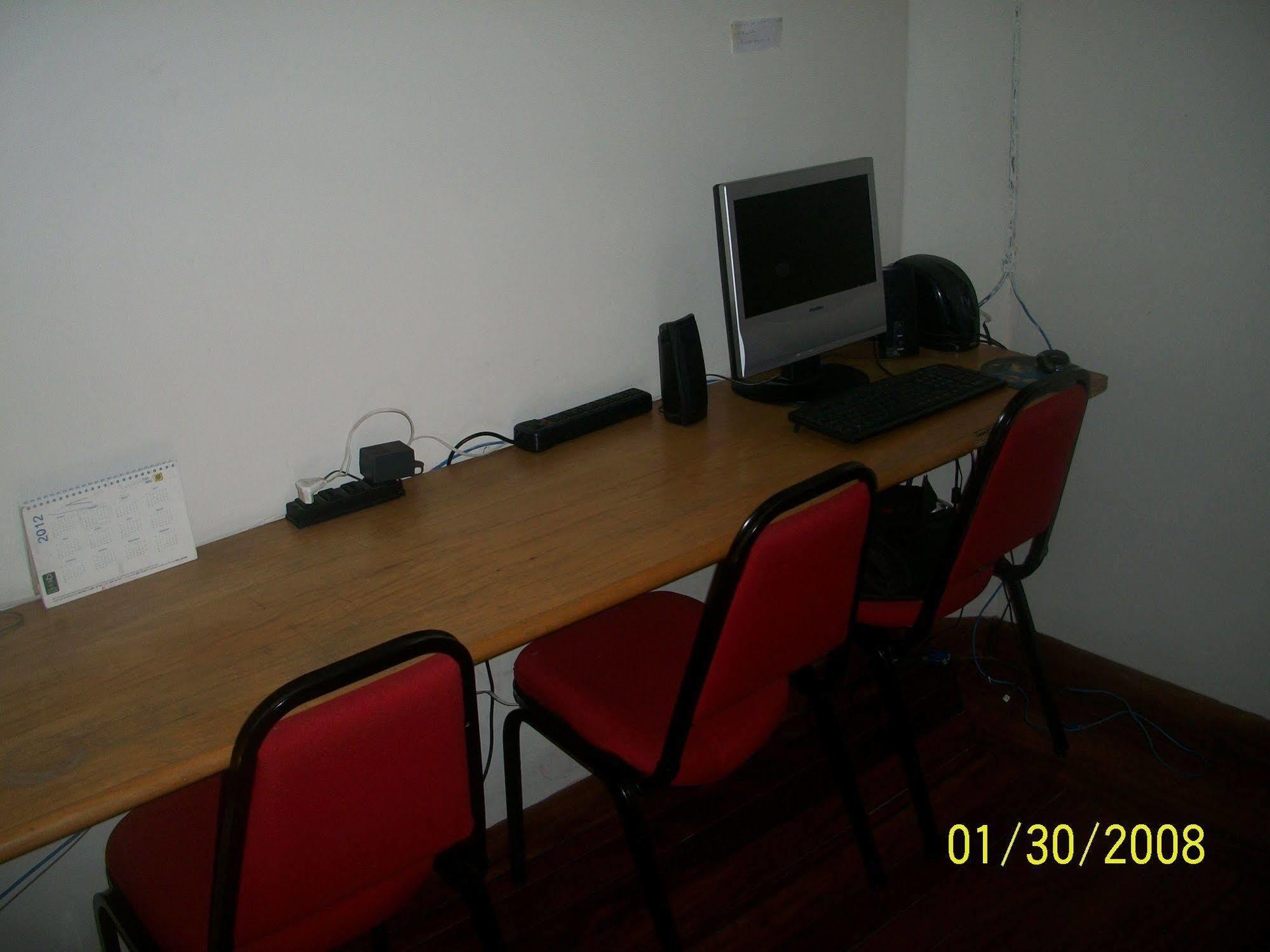Clinicas Valente Hostel *