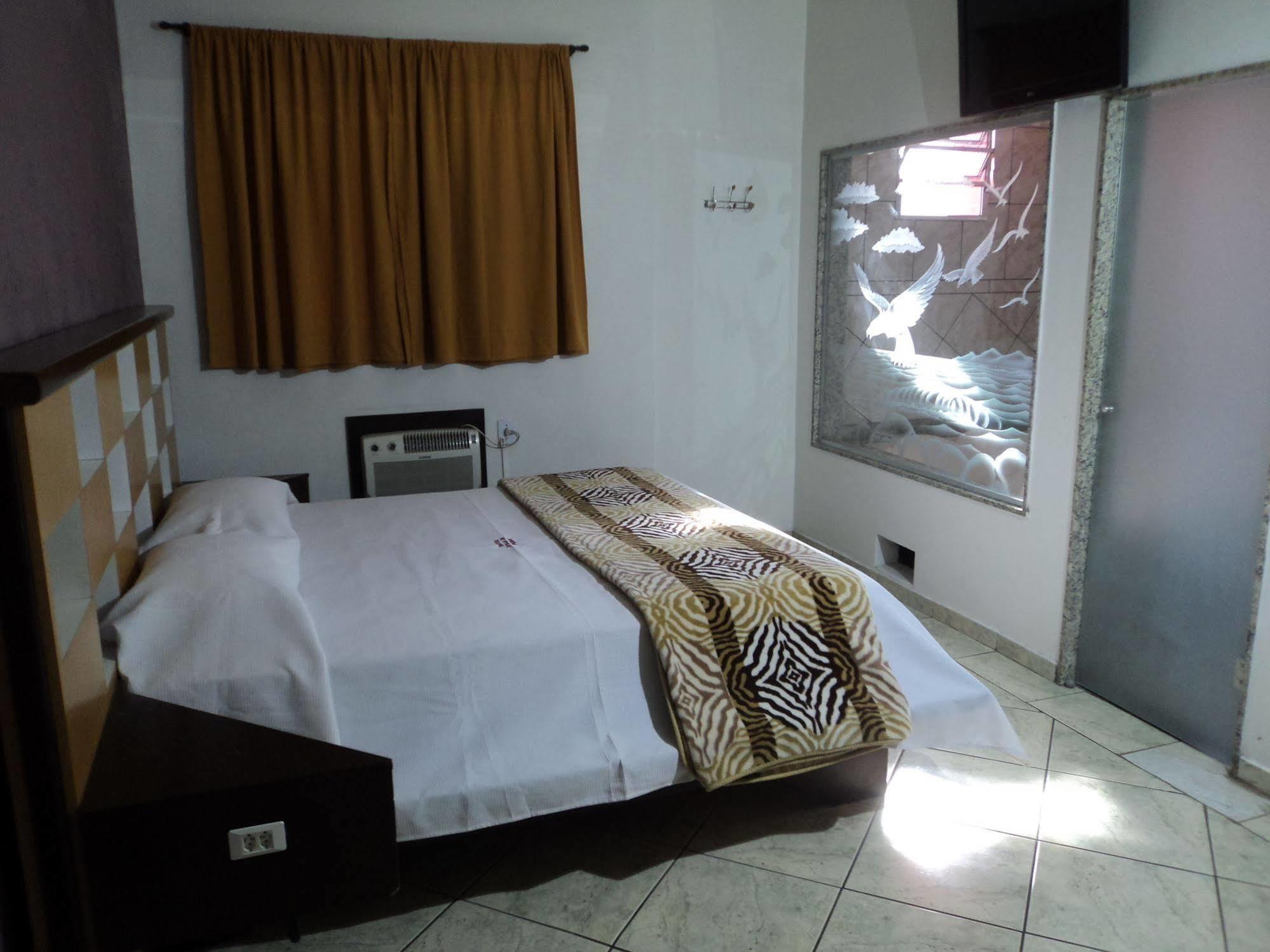 Khách sạn Da Penha 2*