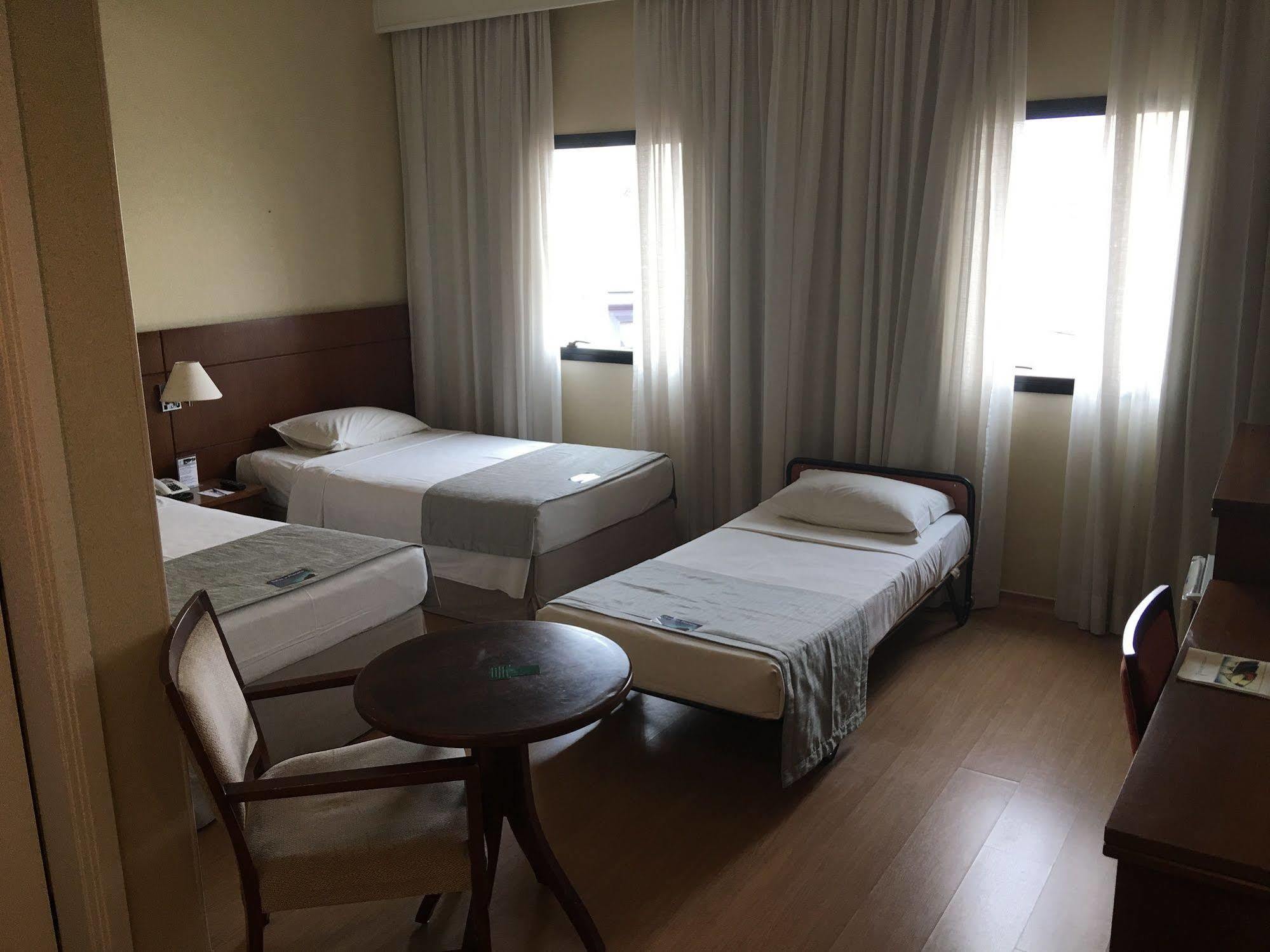Otel Luz Plaza 4*