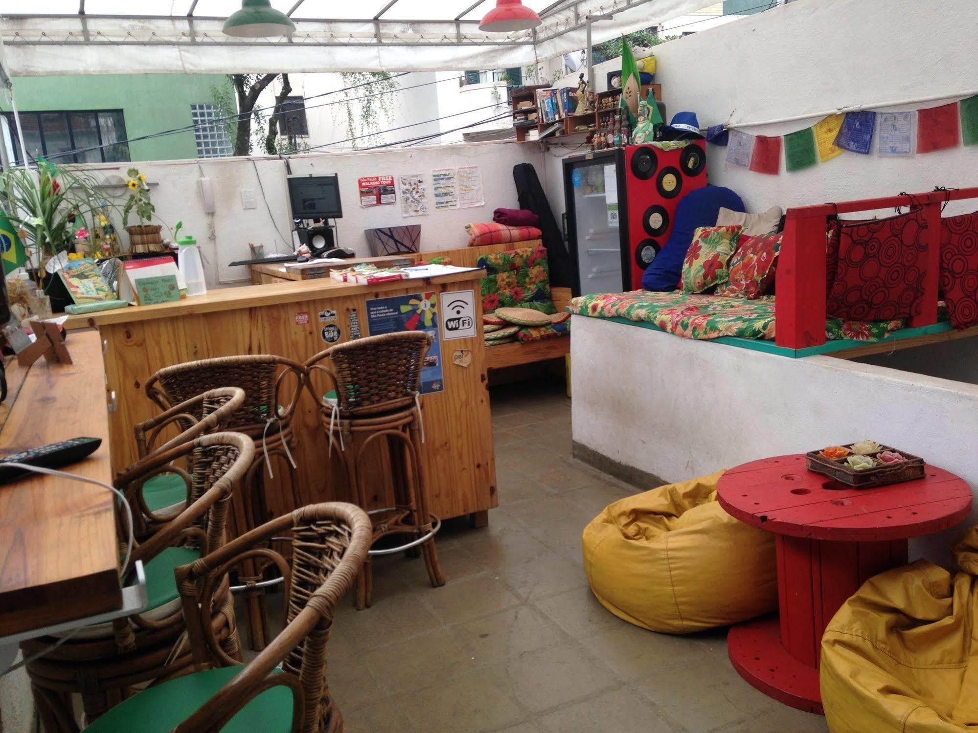 Mama Brasil Hostel *