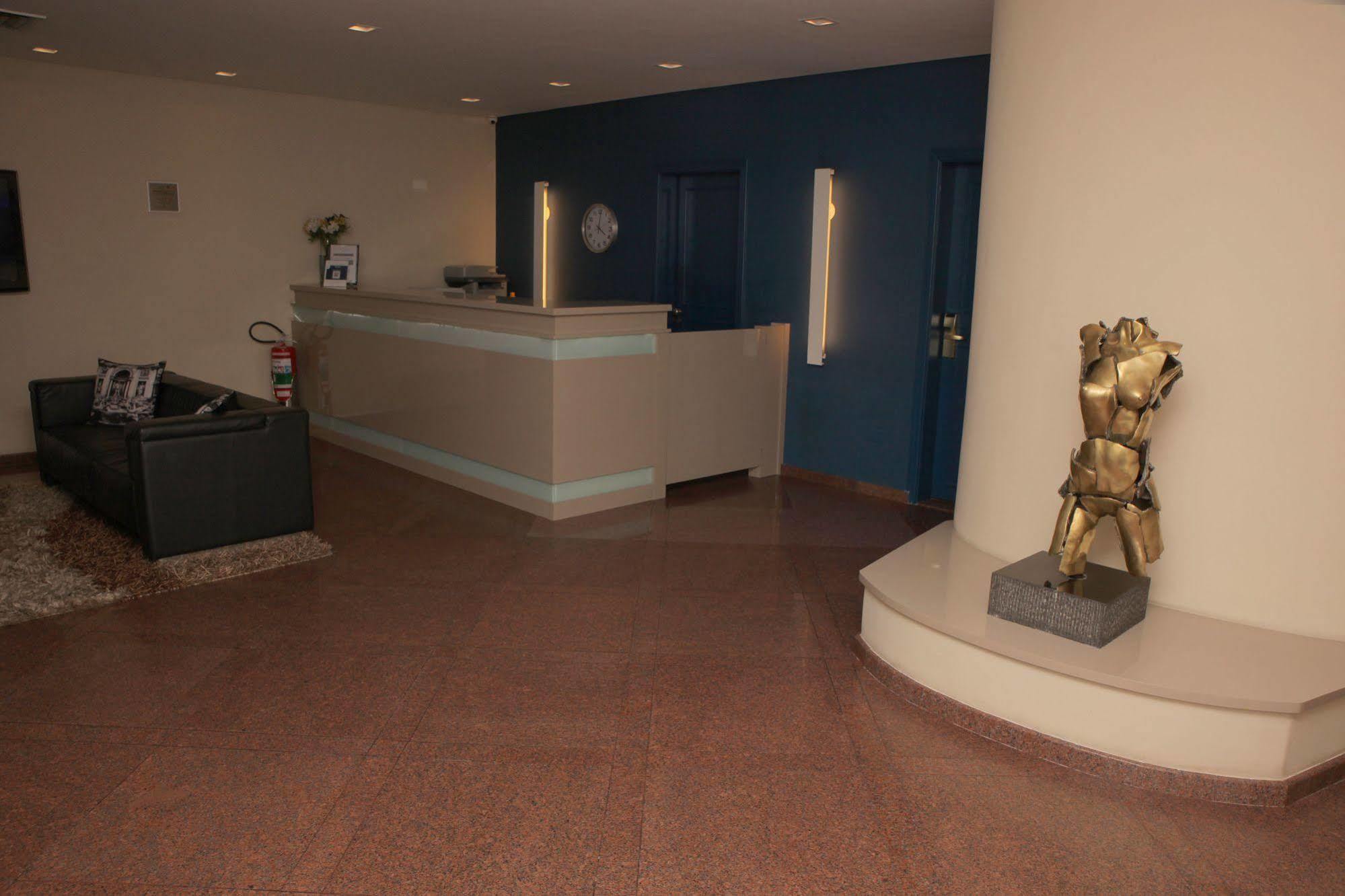 Otel London Class